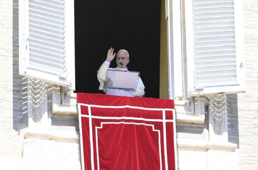 Papa Leoni XIV nga Sheshi i Shën Pjetrit: Jeta nuk është garë, Kisha duhet të jetë ‘palestër përvujtërie’