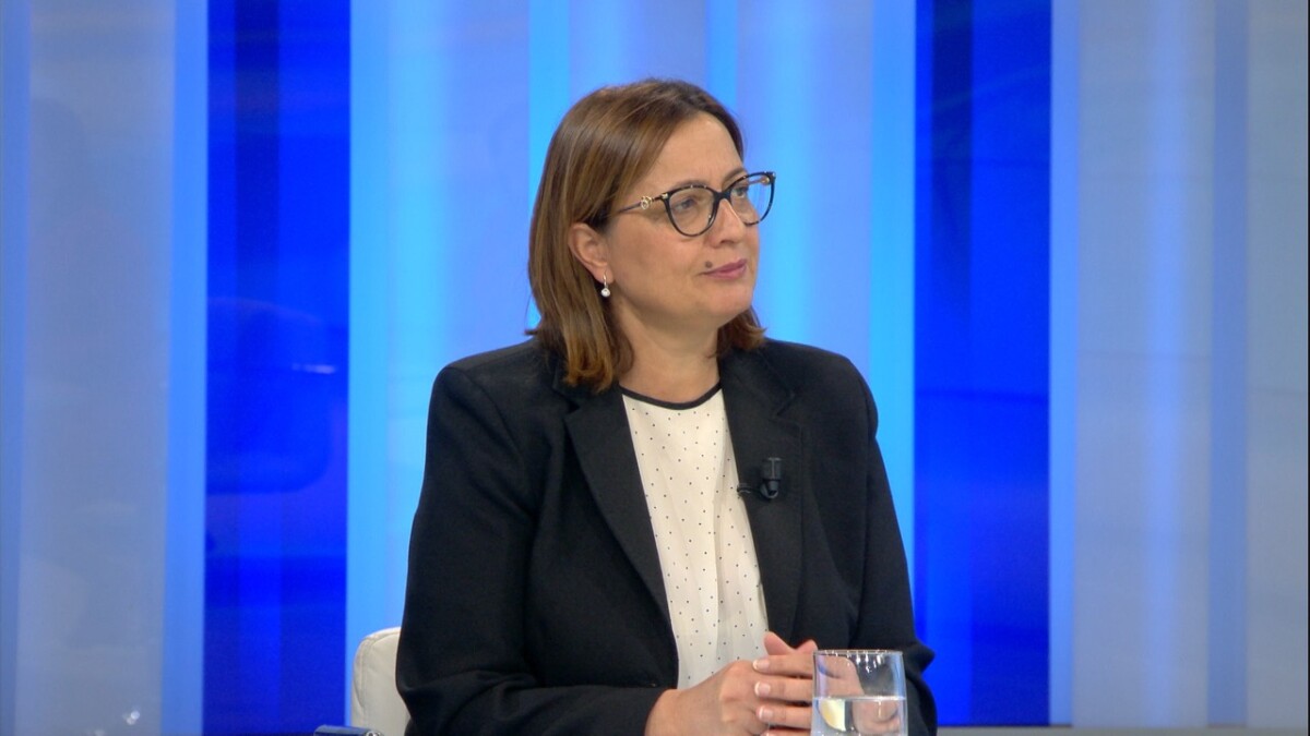 “Partia është e përçarë, dhe e lodhur”/ Situata politike brenda partisë, flet Nënkryetarja e Komisionit të Ligjeve