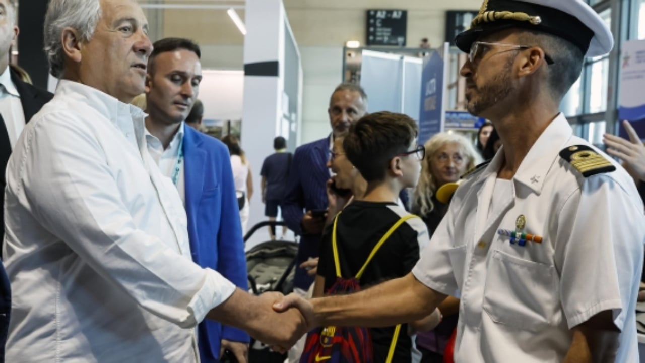 Përplasja brenda qeverisë italiane, Tajani i përgjigjet Salvinit për deklaratat ndaj Macron: Për politikën e jashtme flet Meloni dhe unë. Jo trupa në Ukrainë!