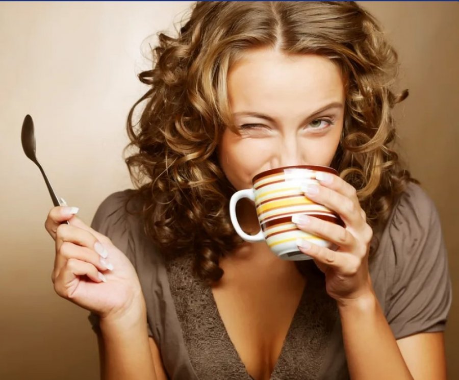 Pijet e mëngjesit që rregullojnë tretjen dhe forcojnë imunitetin