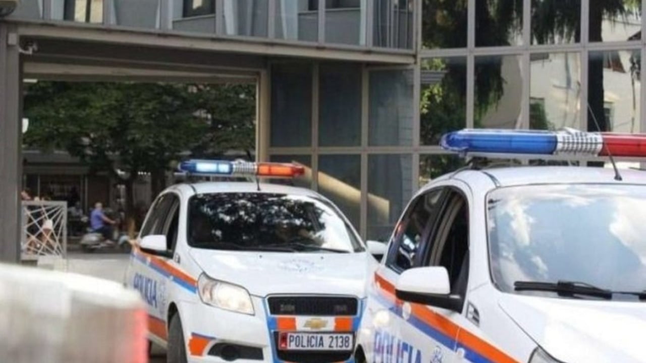 Plagosje me armë zjarri në Durrës, autori largohet me “Toyota Yaris”