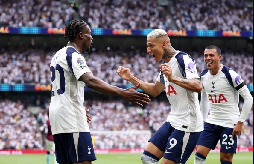 Plani i frikshëm i Tottenham, do të sakrifikohet Richarlison për të bërë dy goditje të mëdha në merkato