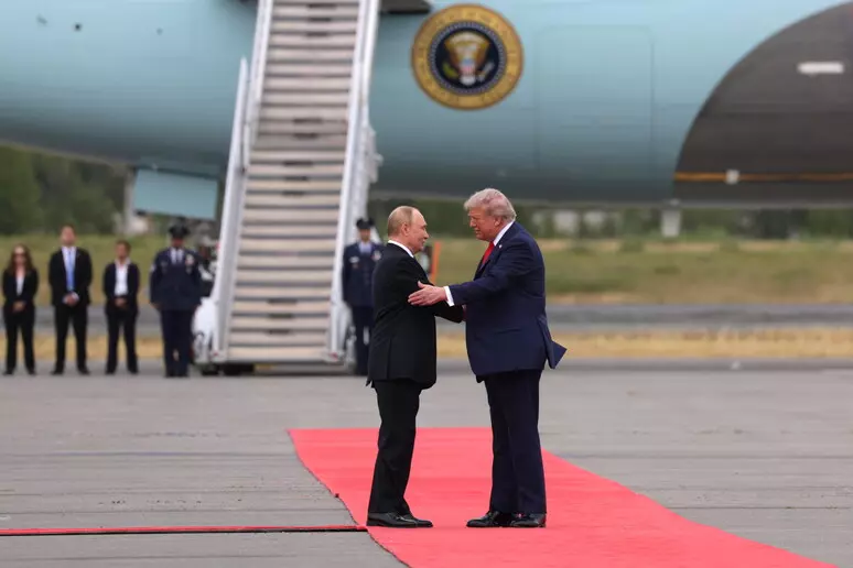 Presidenti Donald Trump kërkon një samit më 22 gusht me Putinin dhe Zelenskyn