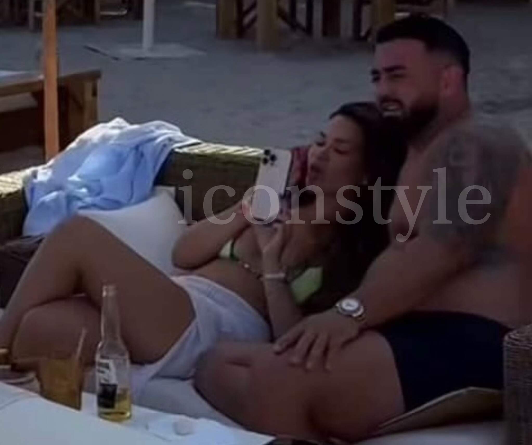 Presioni s’u piu ujë: Krenari dhe Endi nuk fshinë dot pamjet bashkë në Ibiza