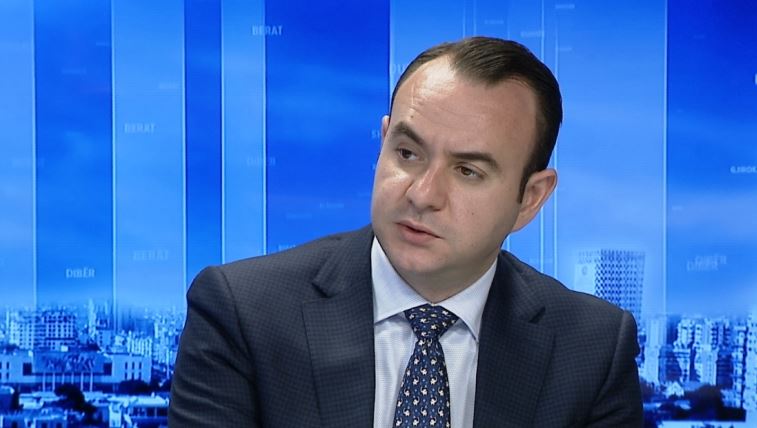 “Procesi ka dështuar qysh në fillim”/ Zgjedhjet parlamentare, denoncimet e opozitës reagon deputeti: Krimi është…