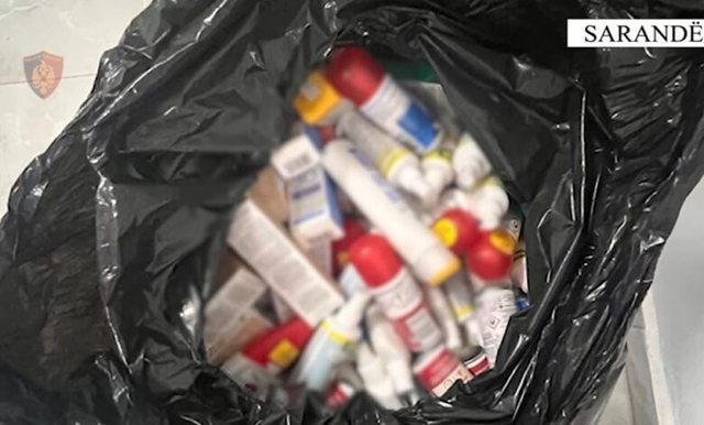 Produkte kozmetike dhe kafe kontrabandë, arrestohet administratorja e marketit në Sarandë (EMRI)