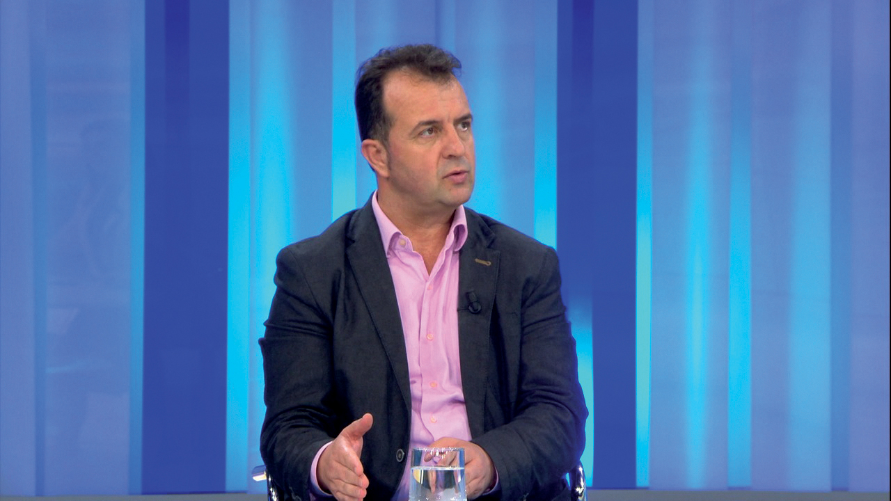 “Profili i lexuesit shqiptar po ndryshon në epokën dixhitale”