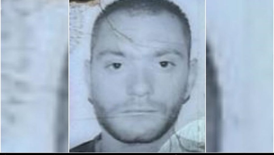 Publikohet fotoja, ky është Aleksandër Matoja që do t’u shiste grupeve kriminale pistoletat e ardhura nga Turqia