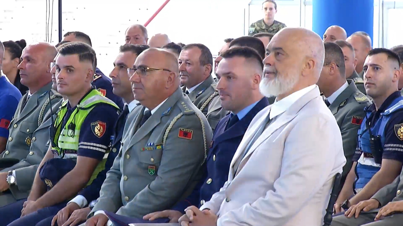 Rama në “Ceremoninë e Mirënjohjes Kombëtare”: Nderim për heronjtë që luftuan me flakët, paralajmërim për zjarrvënësit dhe abuzuesit