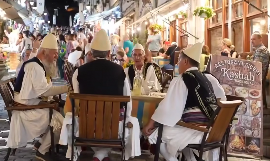 Rama: Në Gjirokastër është rikthyer “Iso mbi kalldrëm”