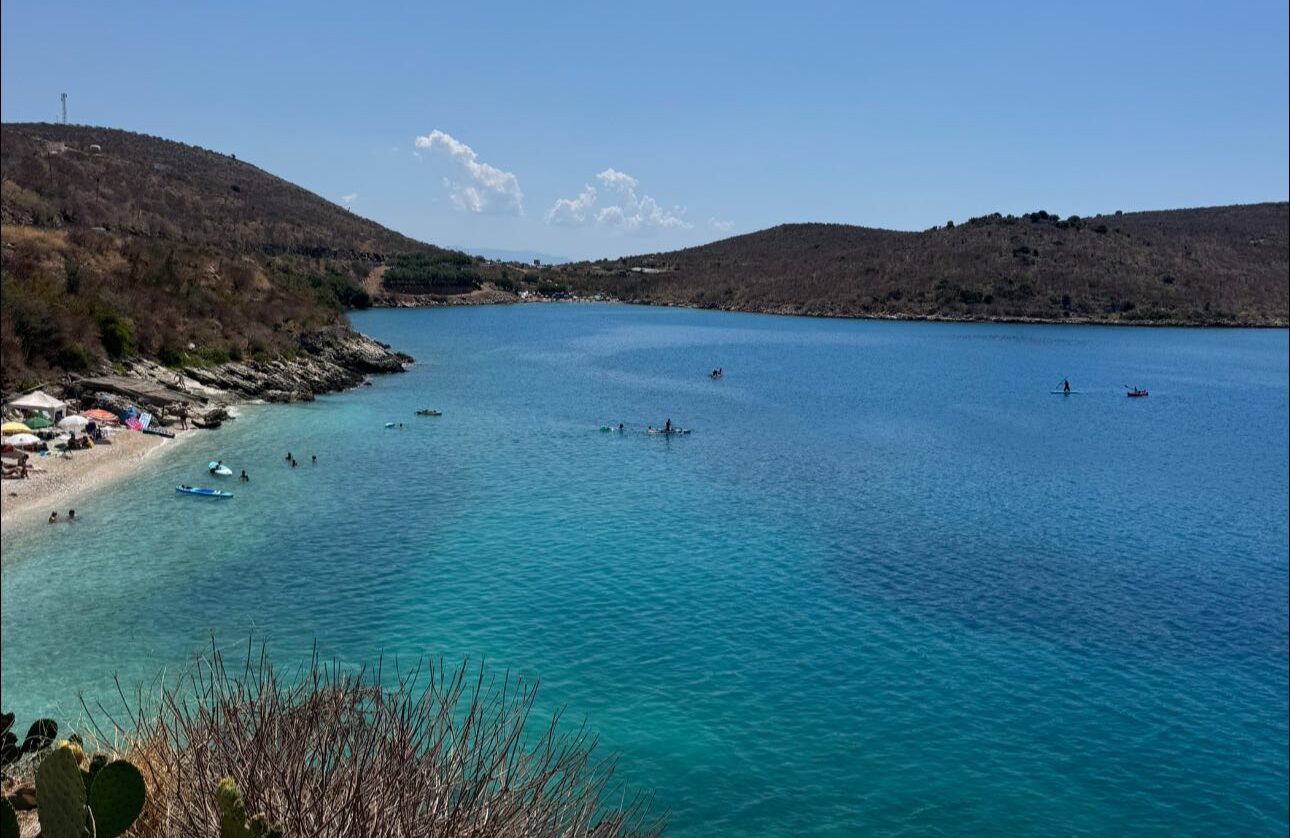 Rama promovon plazhin e Porto Palermos