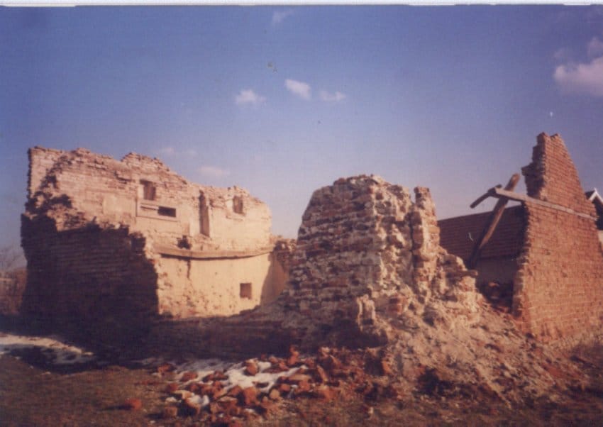 Rezistenca e Tahir dhe Nebih Mehës: ”T’i shembet kulla me mjete të rënda ushtarake!”