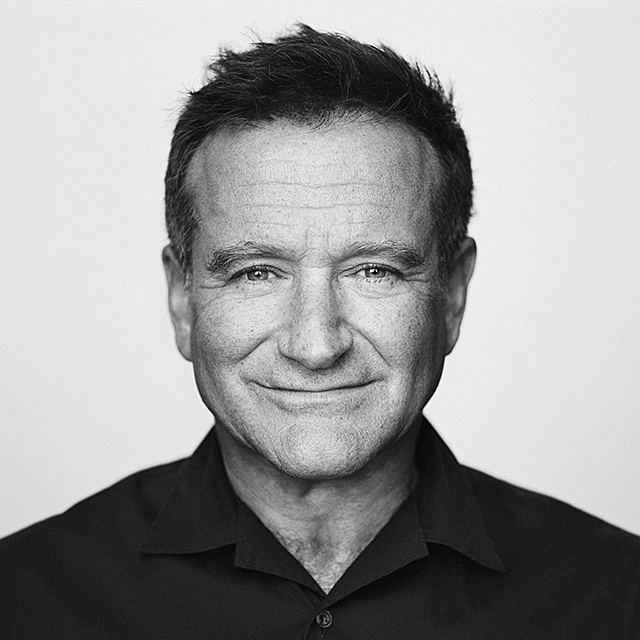 Robin Williams, një yll që ndrin akoma në historinë e filmit dhe komedisë