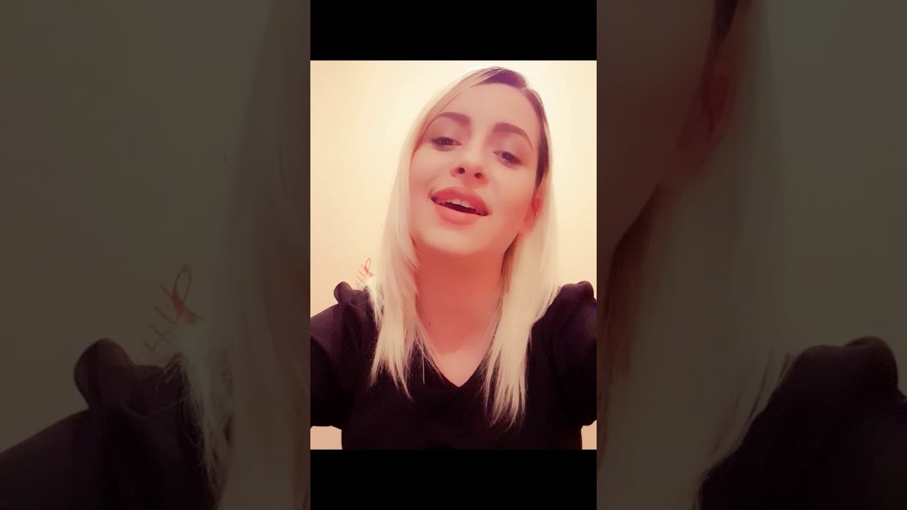 “Rrallë kam pa këso bukurie”, dëgjojeni të kënduar nga Elizabeta Janaqi (video)