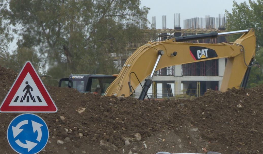 Rregullorja e re për ndërtimet, fadromat do të pajisen me GPS, shtohen përgjegjësitë për drejtuesit teknikë