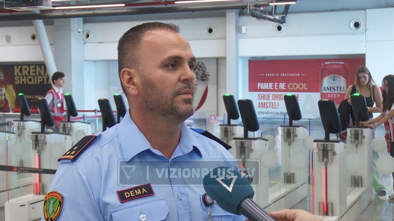 Rritet fluksi i turistëve në Rinas, Policia: Kemi goditur më shumë krime doganore dhe trafikimin e drogës me postë