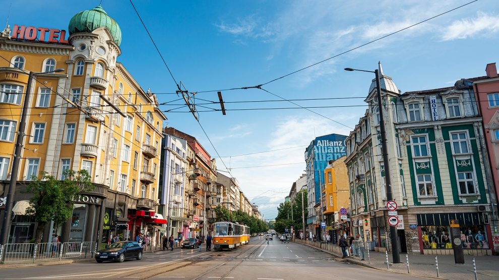 Rritje pothuajse 50% e Investimeve të Huaja Direkte në Bullgari