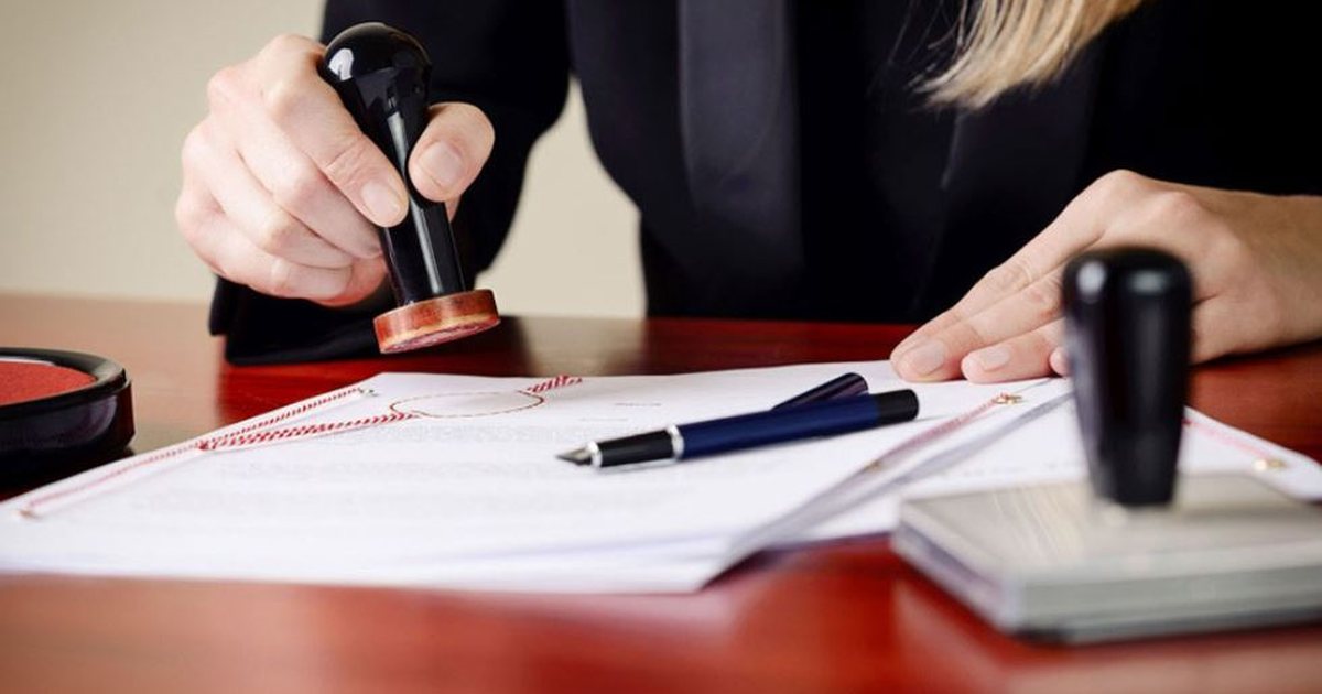 Shiti 2 herë një apartament në Tiranë, kapet noterja, nis procedim penal