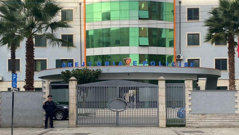 Shpërthim me lëndë plasëse në ambientet e jashtme të një banese në Durrës