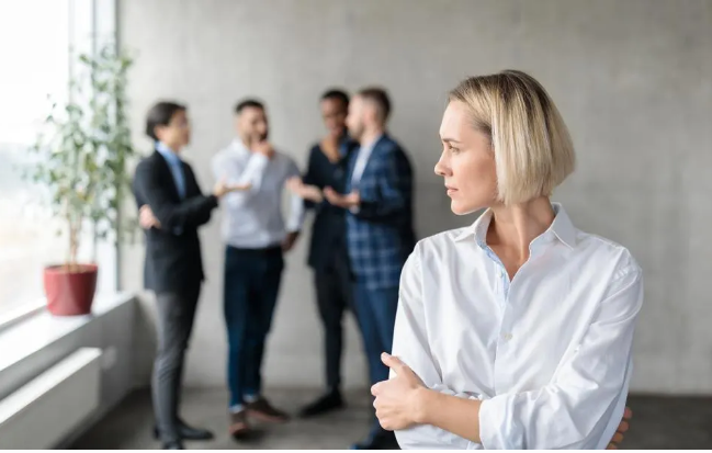 Shporri nga jeta 10 tipe njerëzish: Egoistët, ziliqarët, gënjeshtarët…