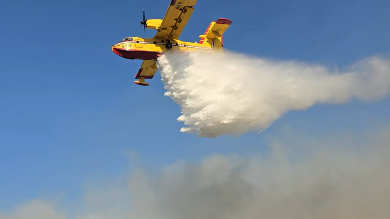 Shqipëria në luftë me flakët, terreni i vështirë pengon ndërhyrjen e autoriteteve