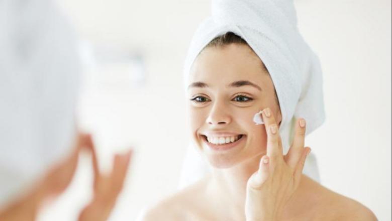 Si të kujdeseni për lëkurën dhe flokët, pas pushimeve