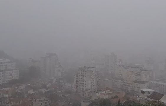 Stuhia tropikale godet edhe në Durrës, ndryshim radikal i kushteve atmosferike