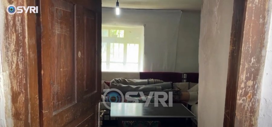 SYRI TV/ 6 anëtarë të një familje jetojnë në skamje, drama e familjes Cora në Labinot Fushë