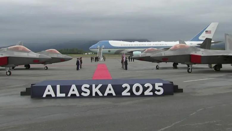 Takimi me Trump, mbërrin edhe Vladimir Putin në Alaskë