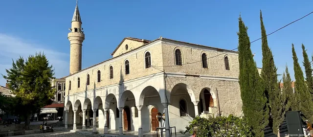 Të drejtat e grave në Turqi në shënjestër të autoritetit fetar, prej javësh ofrohet një interpretim jashtëzakonisht i rreptë i Kuranit