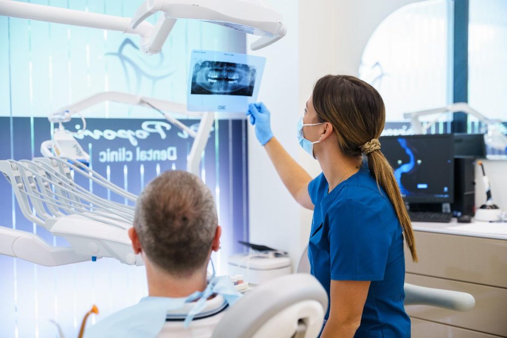 Të huajt vijnë më së shumti në Serbi për trajtime dentare dhe kirurgji estetike