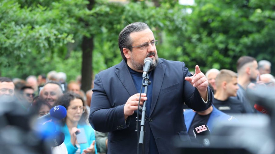 Teliti: Shqiptarët po ikin, të huajt po vijnë, një dështim politik me kosto të lartë sociale