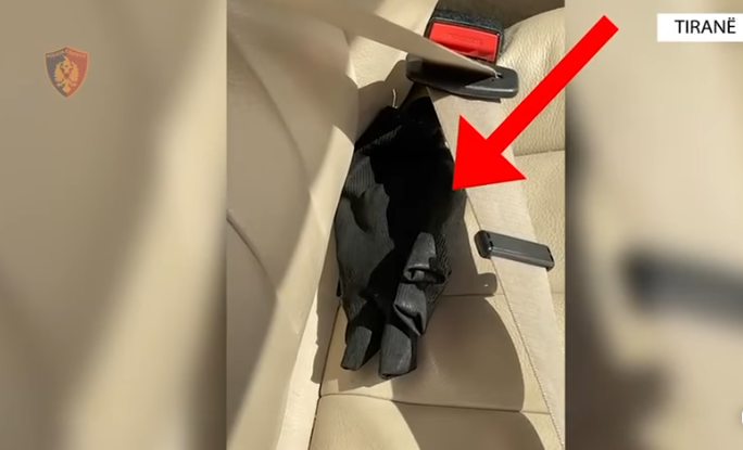 Tiranë, mbante pistoletë me vete/Arrestohet 32 vjeçari, me precedentë në…