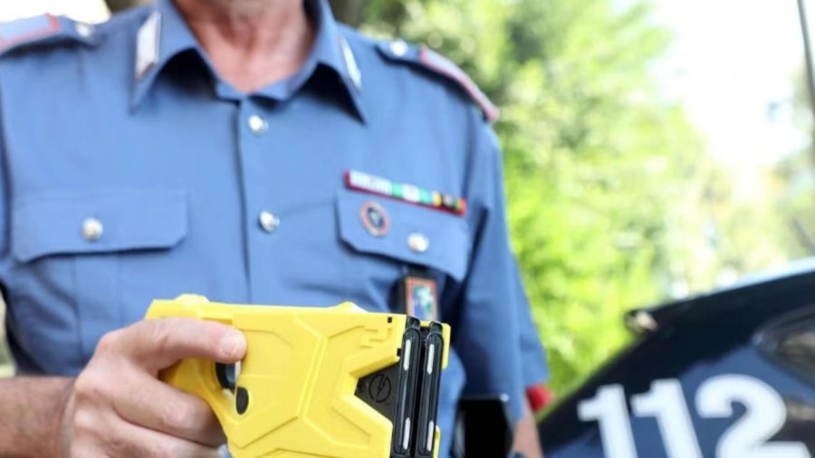 Tragjike në Itali! Shqiptari ndërron jetë pasi u qëllua me armë elektrike nga karabinierët