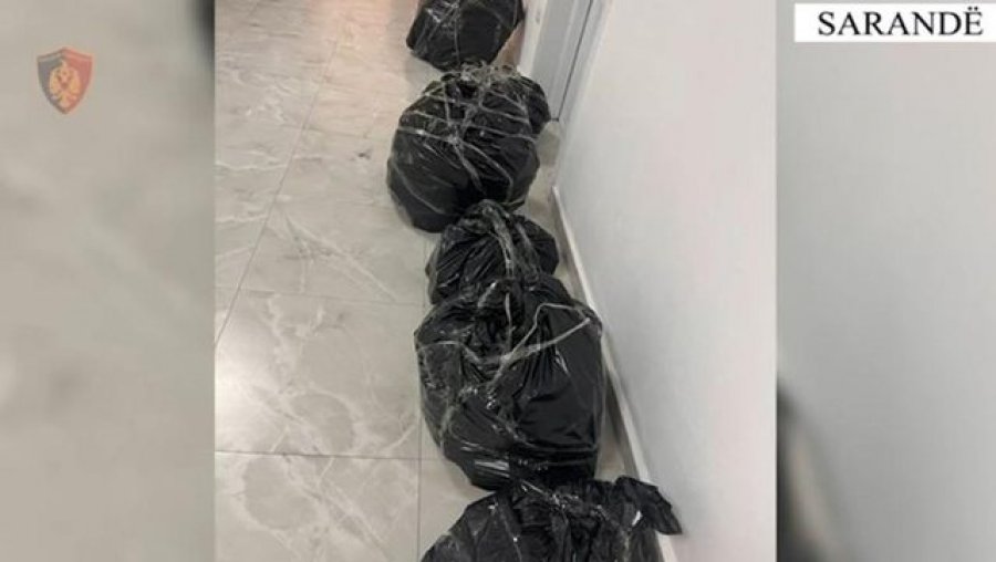 Tregtonte mallra kontrabandë, bie në pranga 49-vjeçarja në Sarandë