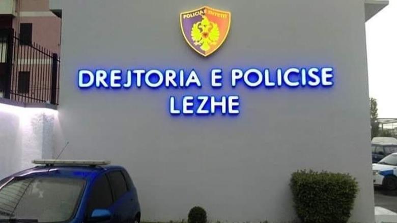 Tronditëse! Adoleshenti kthen banesën në depo armatimi, çfarë gjeti policia do t’ju lërë pa fjalë!