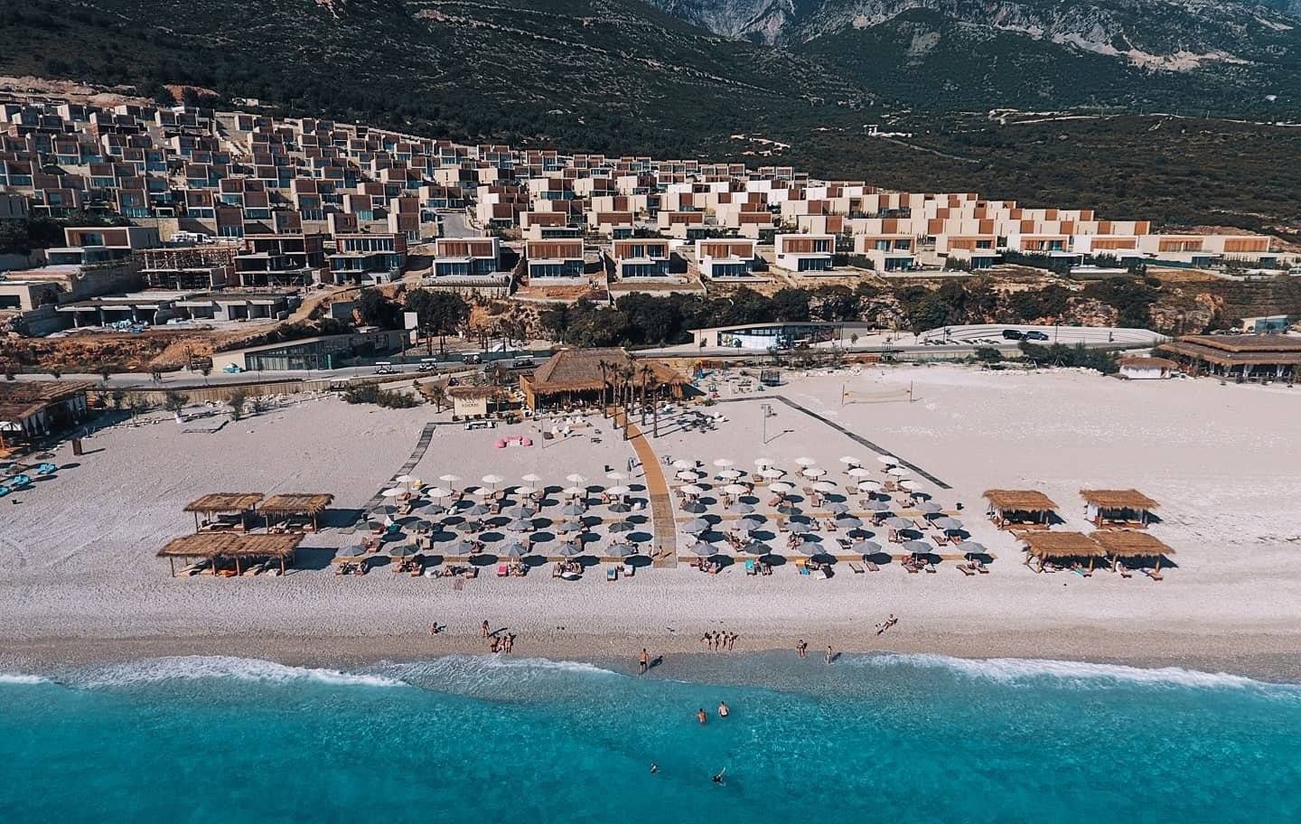 Turistes gjermane i vjedhin paratë në Palasë, në vilën ku pushonte