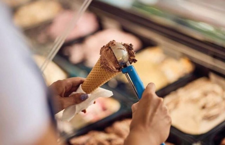 Turizmi pritet të shtrenjtojë çmimin e akullores