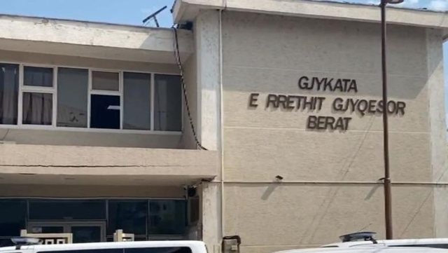 U arrestuan si të dyshuar për zjarrëvënie, Gjykata cakton masën detyrim paraqitje për katër autorët (Emrat)