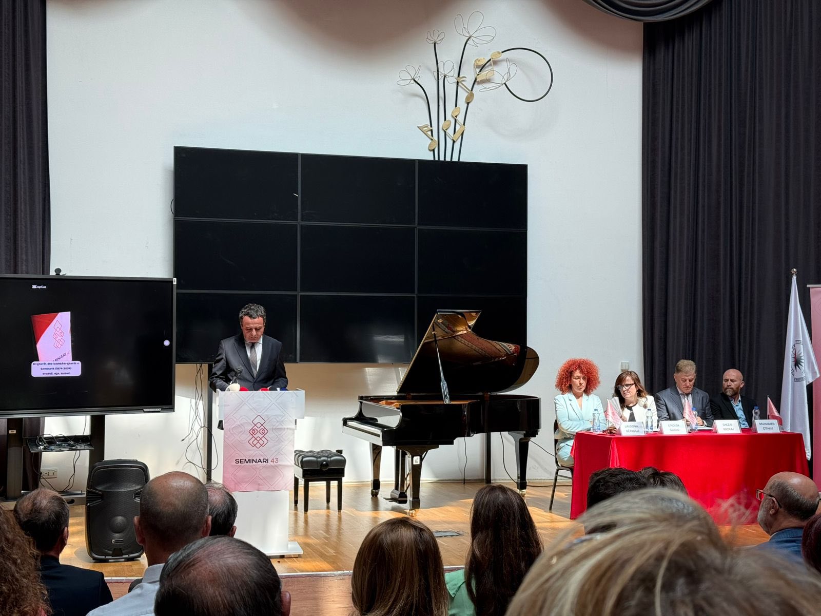 U hap edicioni i 43-të i Seminarit Ndërkombëtar për Gjuhën, Letërsinë dhe Kulturën Shqiptare në Prishtinë