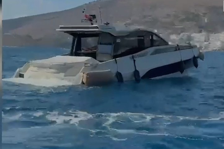 U rrezikuan gjatë lundrimit në det, policia u shkon në ndihmë turistëve