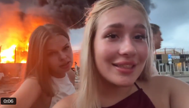 Ukraina sulmon depot e karburantit, dy influenceret ruset arrestohen për videon virale pranë flakëve