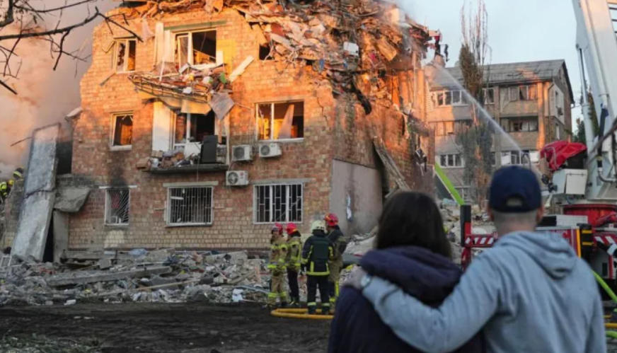 Ukrainë, rritet numri i viktimave, Zelenski: Putin nuk do paqe. Shtëpia e Bardhë: Trump dëshiron fundin e luftës