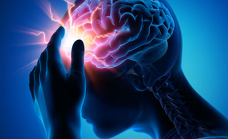 Ushqimet që lehtësojnë dhimbjet e kokës