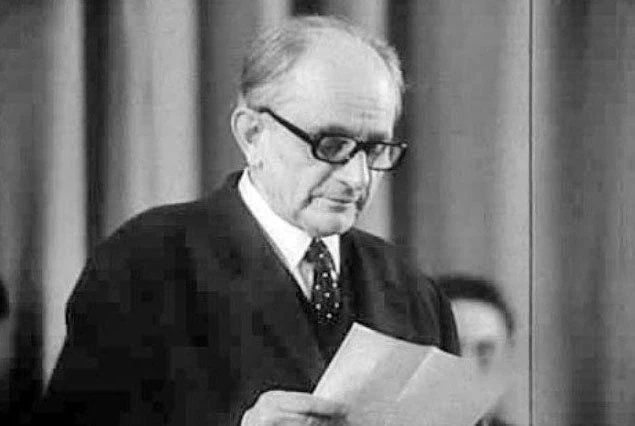 Vdekja e Eqrem Çabej – Humbja e një kolosi të gjuhësisë shqiptare