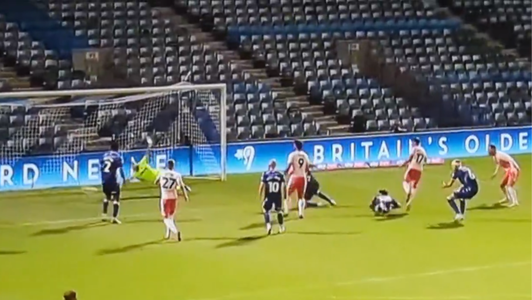 VIDEO/ Futbollisti shqiptar tund rrjetën në Angli, goli i tij nuk e shpëton dot ekipin nga humbja