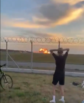 VIDEO/ Rrëzohet avioni luftarak, humb jetën tragjikisht piloti