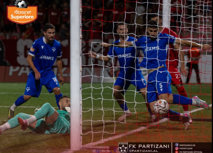Vora debuton me humbje në Superiore, Partizani merr 3 pikët falë një autogoli (video)