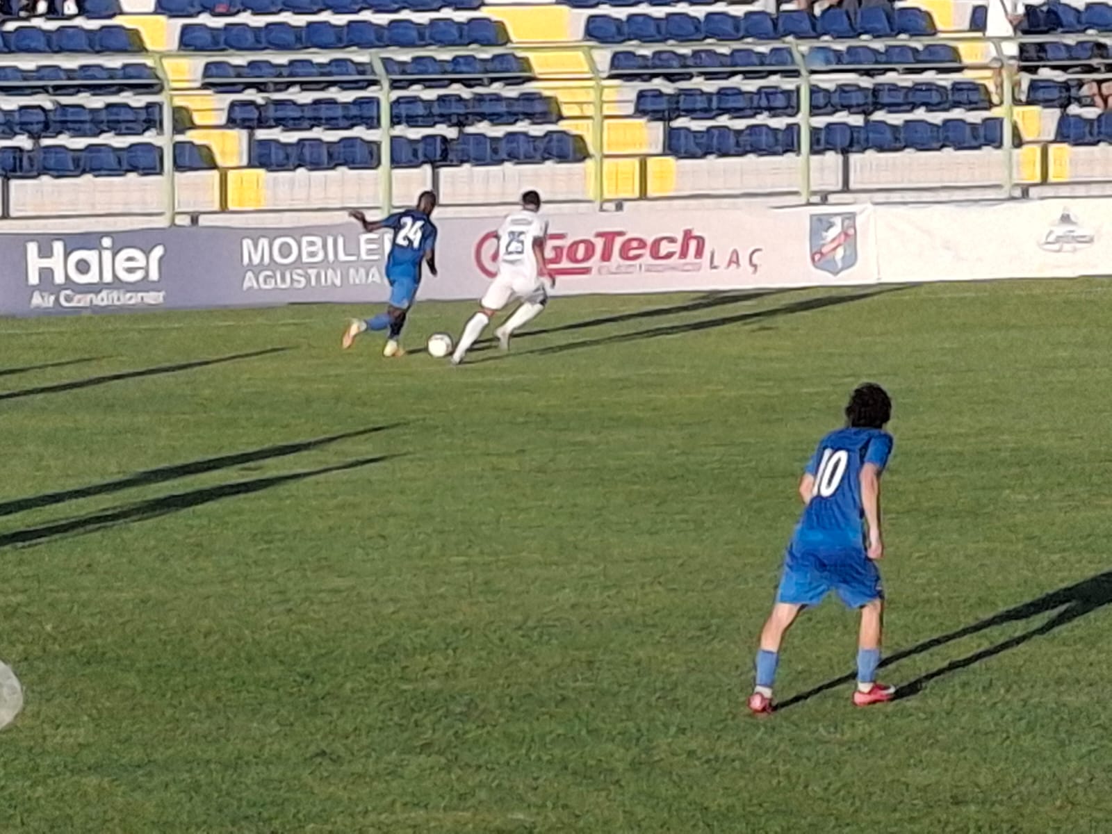 Vora ‘keqtrajton’ Tiranën në Laç, Skënderbeu ndalet në Lushnje