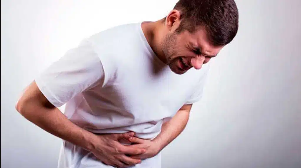 Vuani nga dhimbja e stomakut? Zbuloni 5 ushqimet qe do tjua lehtesojne